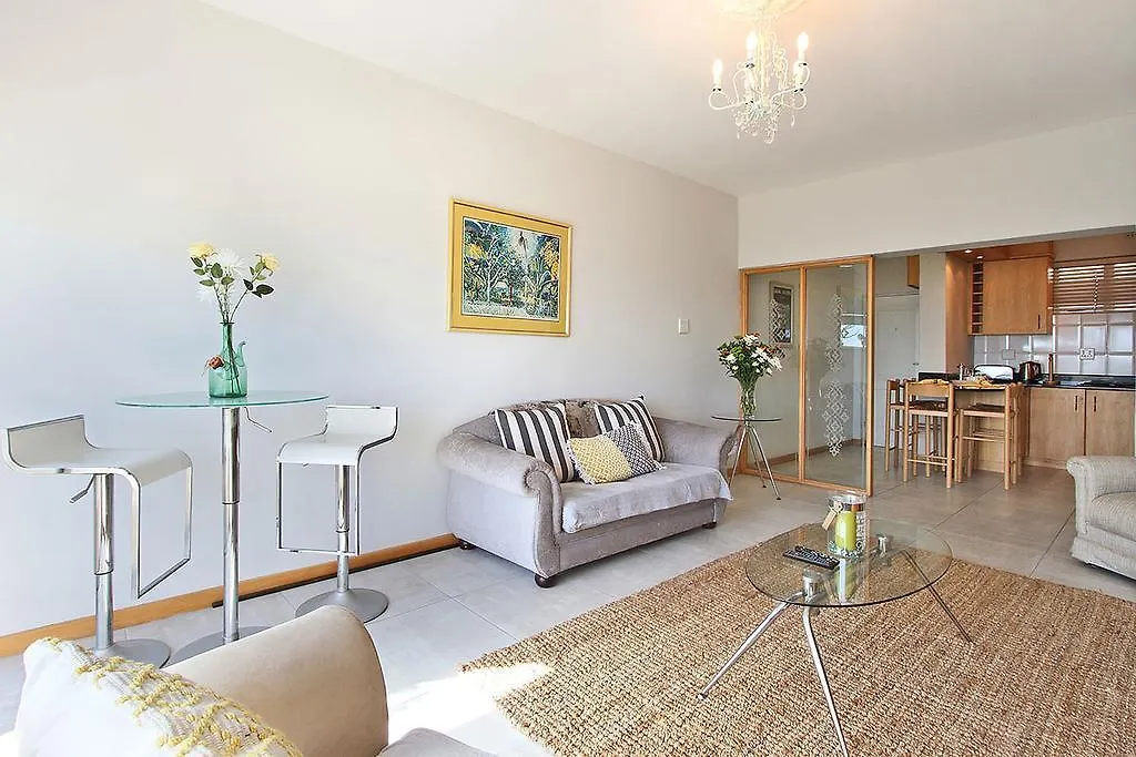 アパート Edward Court 1 Bedroom Sea ケープタウン